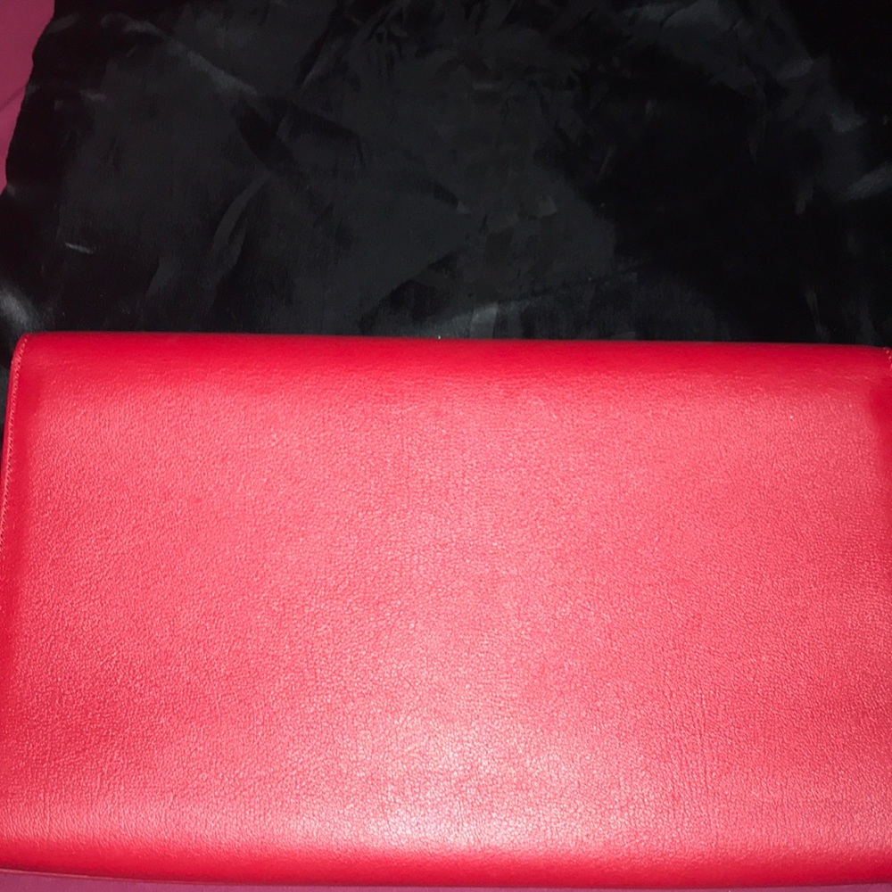 SOLD!!!! Yves Saint Laurent clutch - Picture 2 of 2